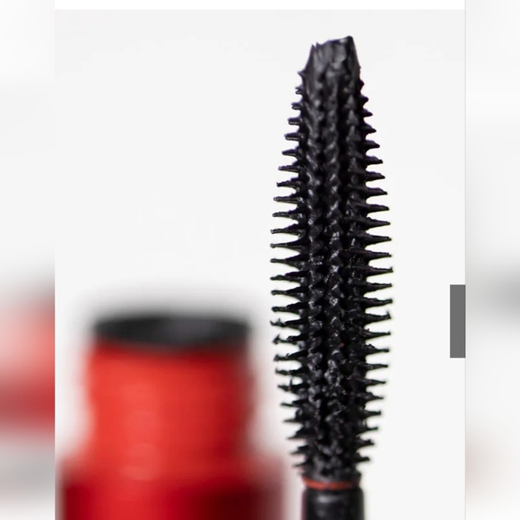 Smashbox Super Fan Lash Lengthening Mascara  New 5 ML - Picture 4 of 9